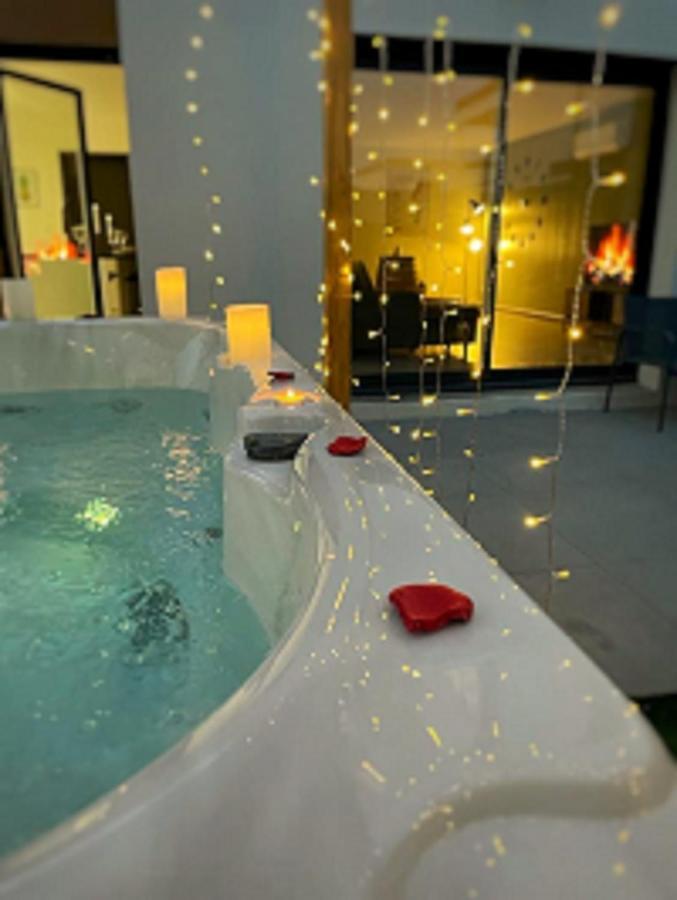 Le Green'Spa - Dijon - Spa-Jardin-Parking Prive 롱빅 외부 사진